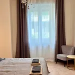 Appartement New Metro Pozzo Strada